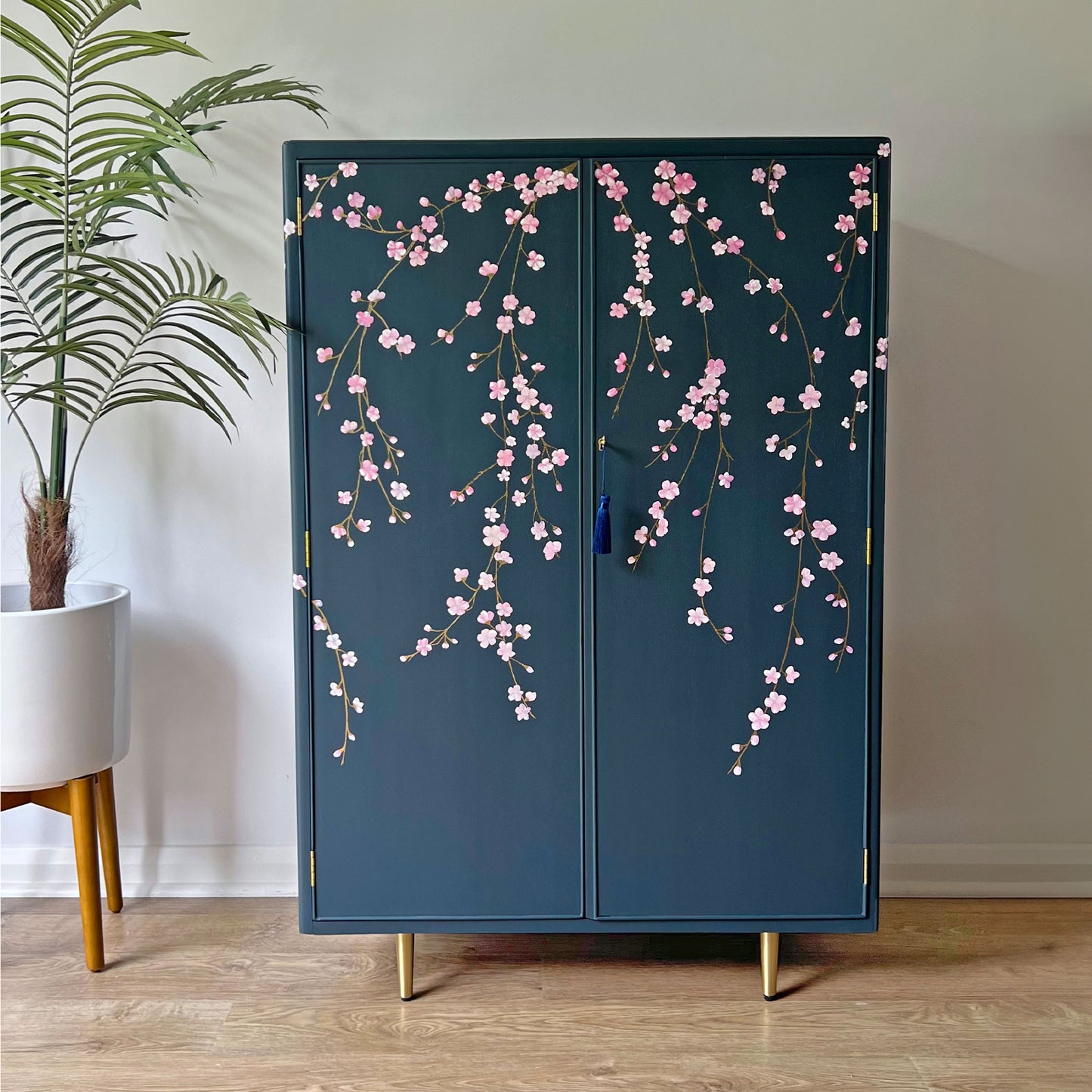 Vintage Large Blue Drinks Cocktail Cabinet Bar - Chinoiserie Cherry Blossoms