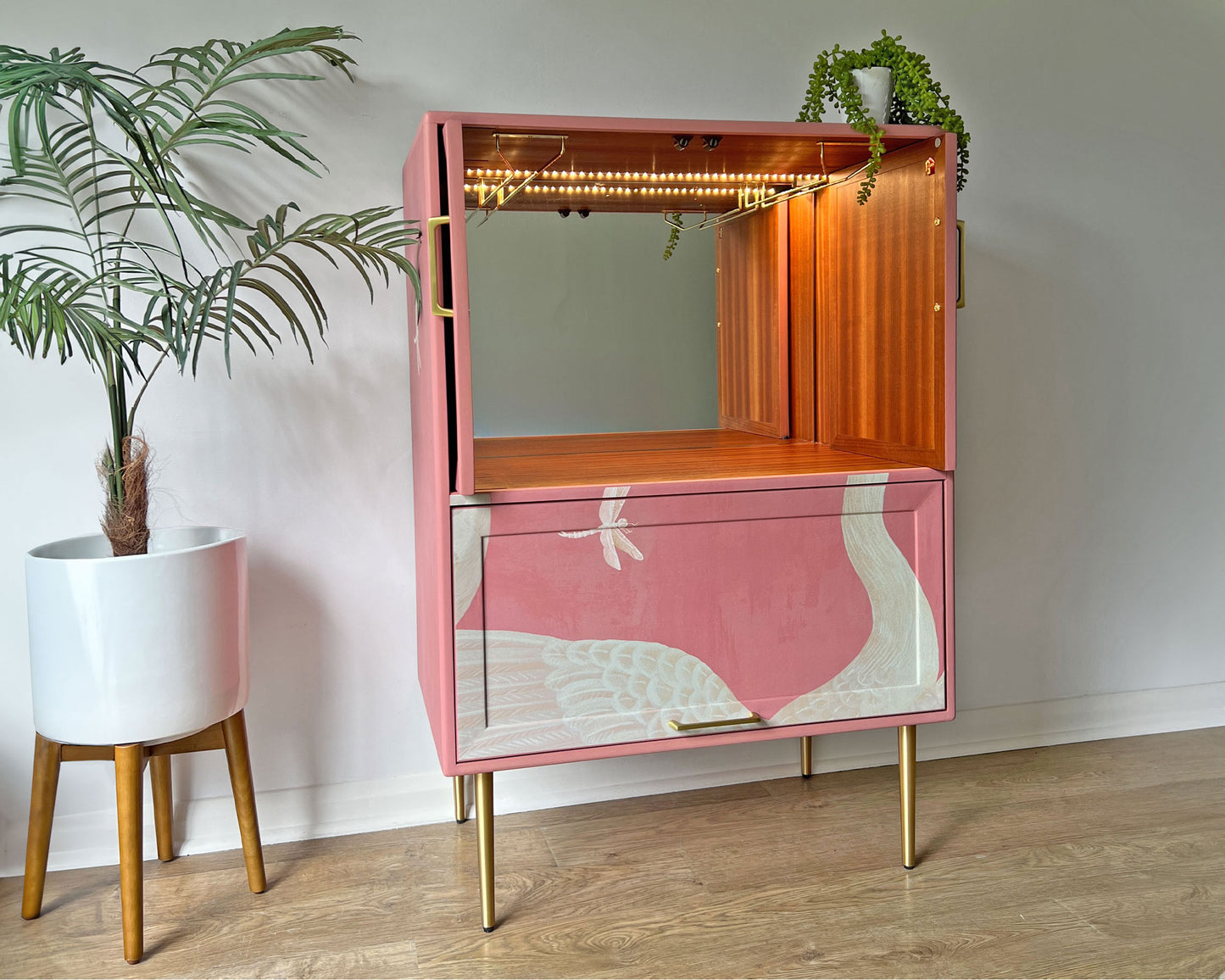 Pink Gucci Herons G Plan Fresco Drinks Cocktail Cabinet