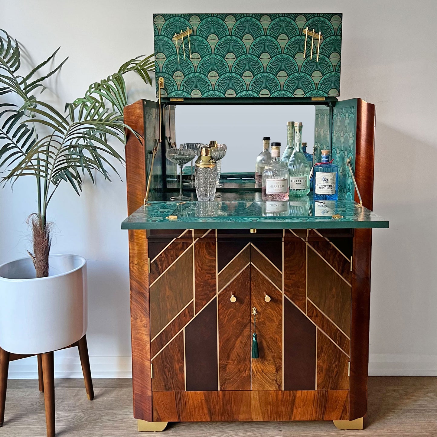 Art Deco Gatsby Walnut Gold Geometric Drinks Cocktail Whiskey Cabinet - MADE TO ORDER